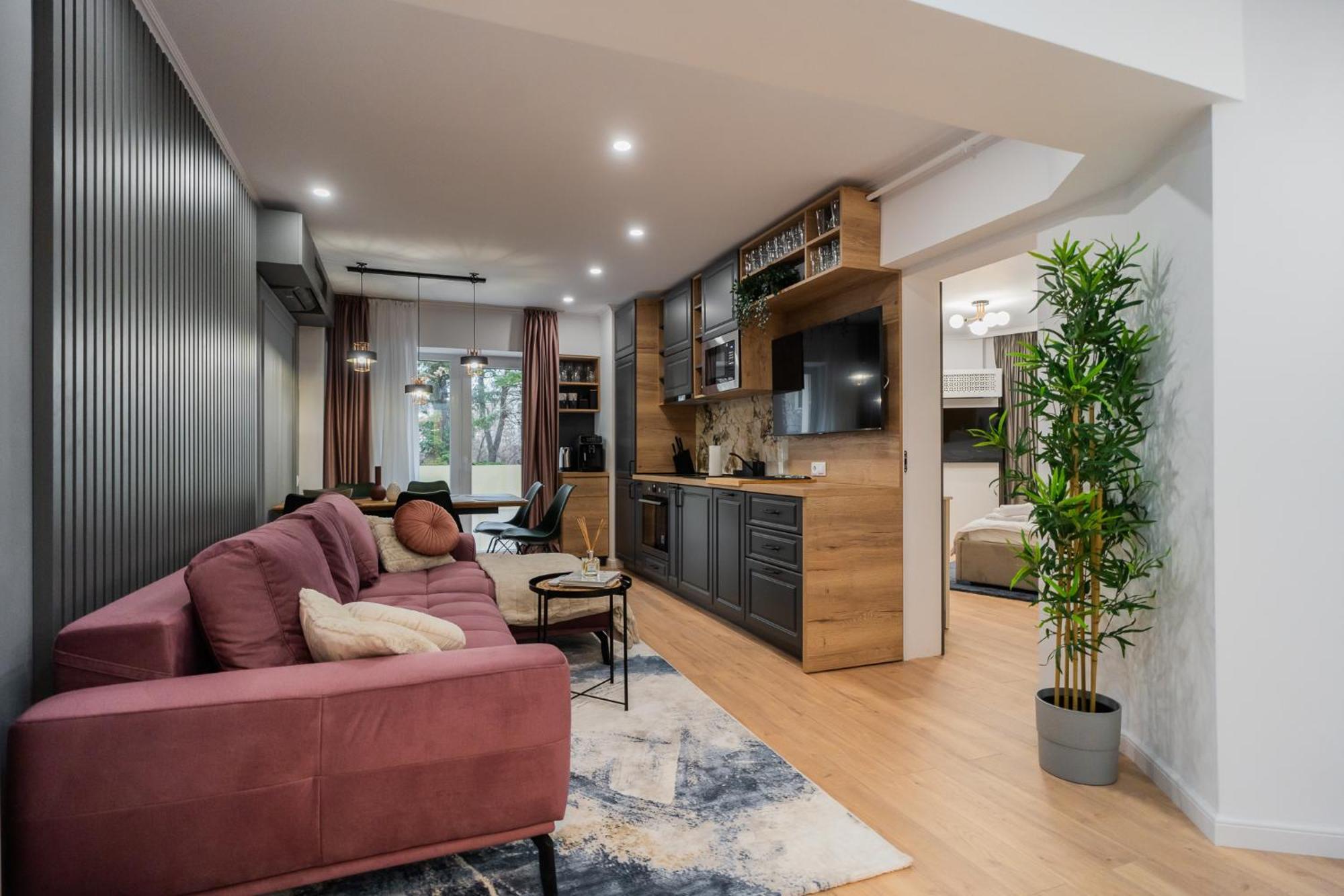 Urban Pearl - Old Town - Unique 4Br/3Ba Apartment บูคาเรสต์ ภายนอก รูปภาพ