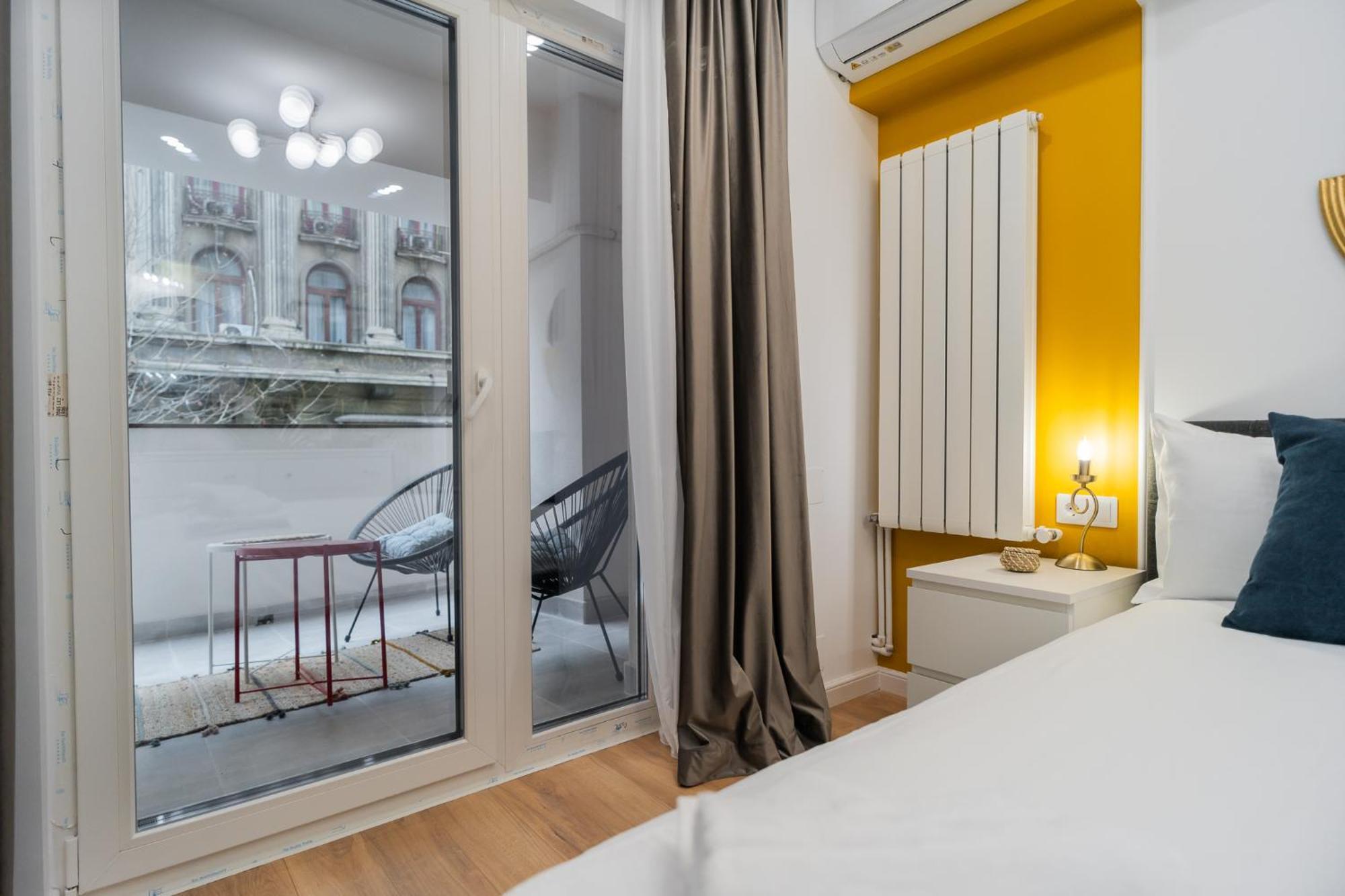 Urban Pearl - Old Town - Unique 4Br/3Ba Apartment บูคาเรสต์ ภายนอก รูปภาพ