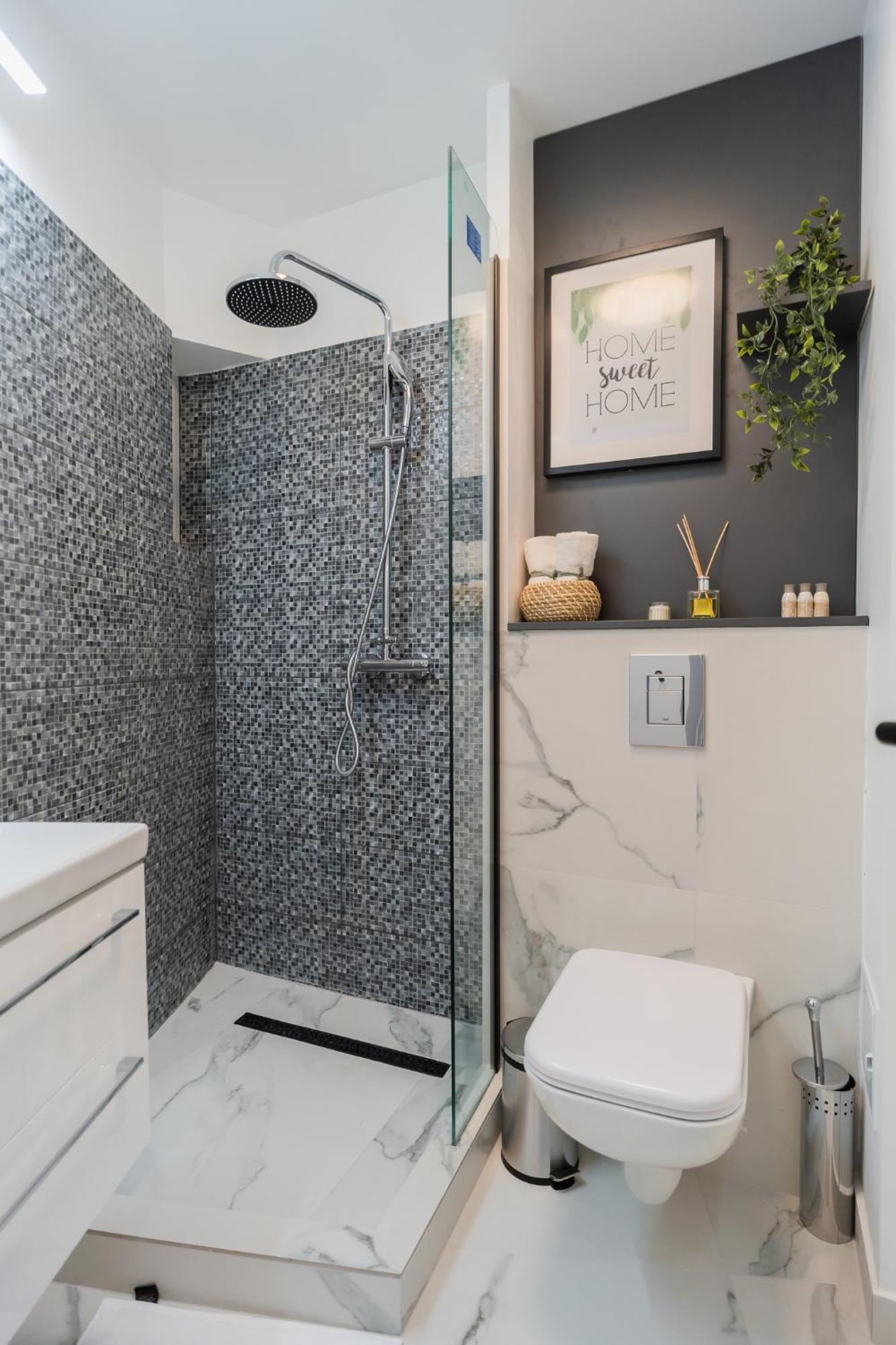 Urban Pearl - Old Town - Unique 4Br/3Ba Apartment บูคาเรสต์ ภายนอก รูปภาพ