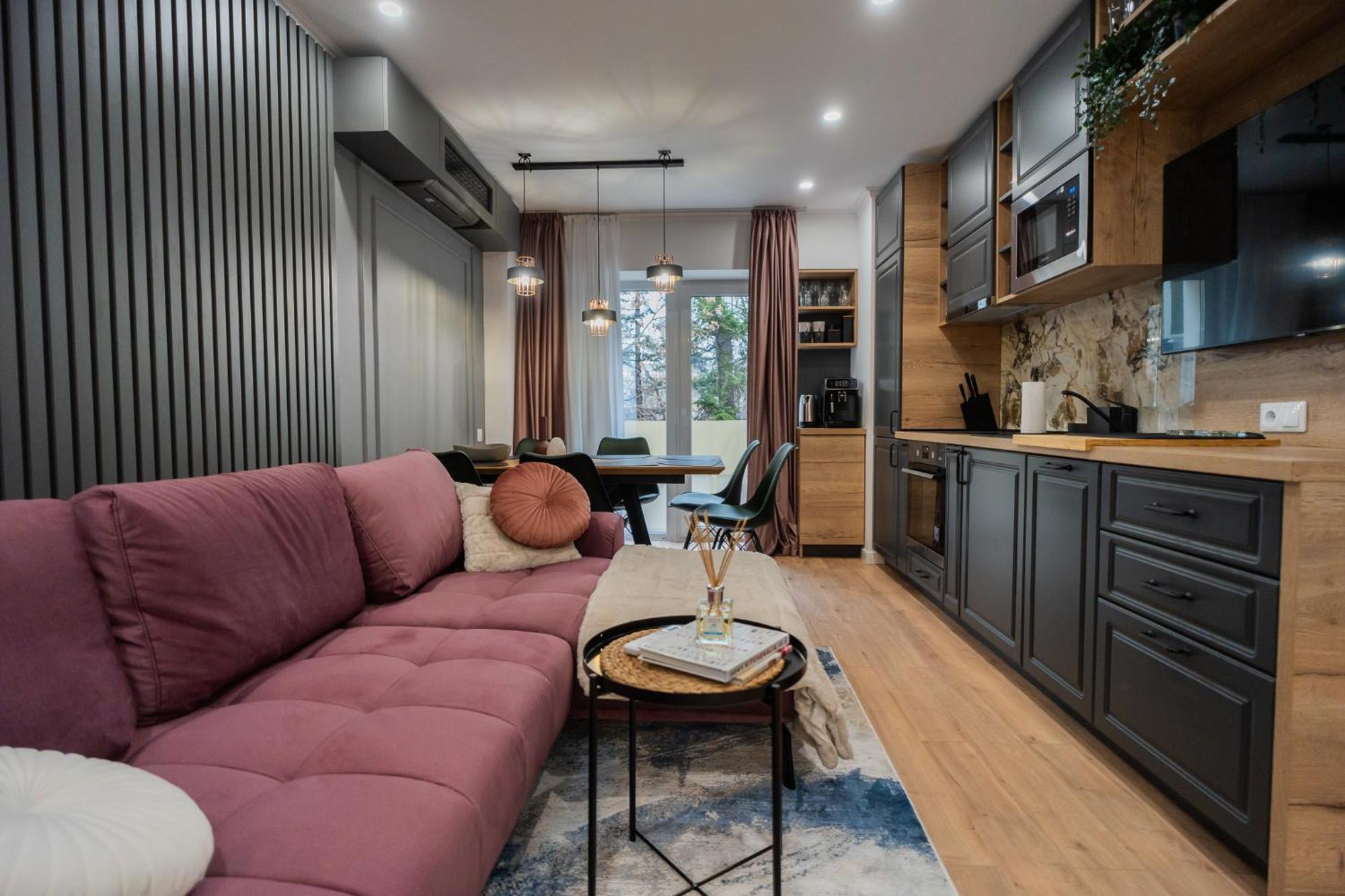 Urban Pearl - Old Town - Unique 4Br/3Ba Apartment บูคาเรสต์ ภายนอก รูปภาพ
